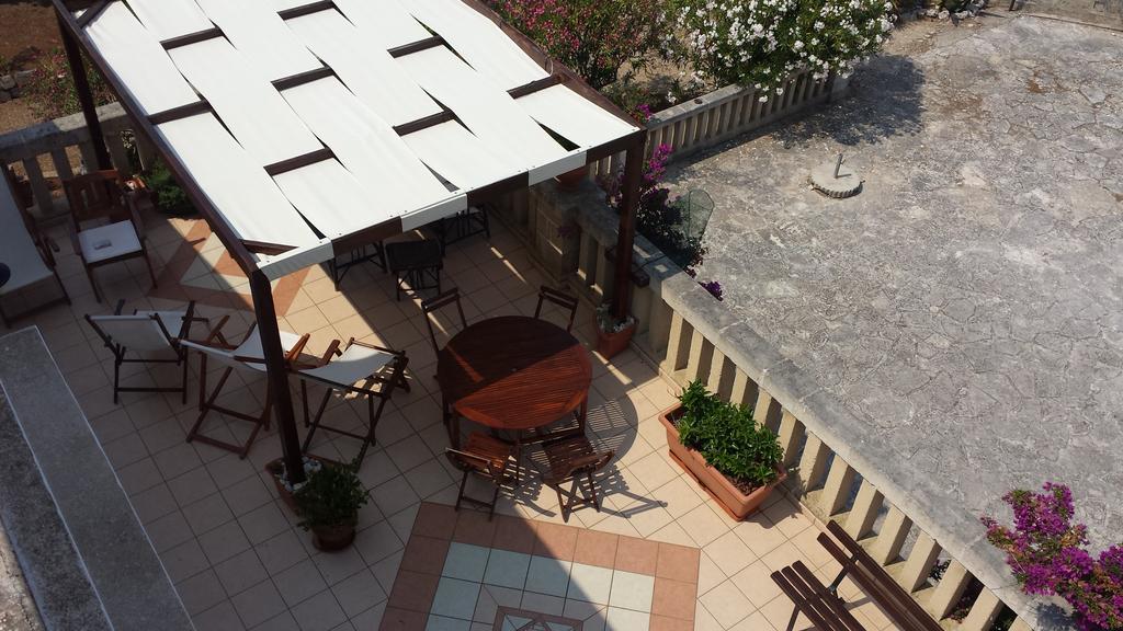 Villa Pedaci B&B Леука Экстерьер фото